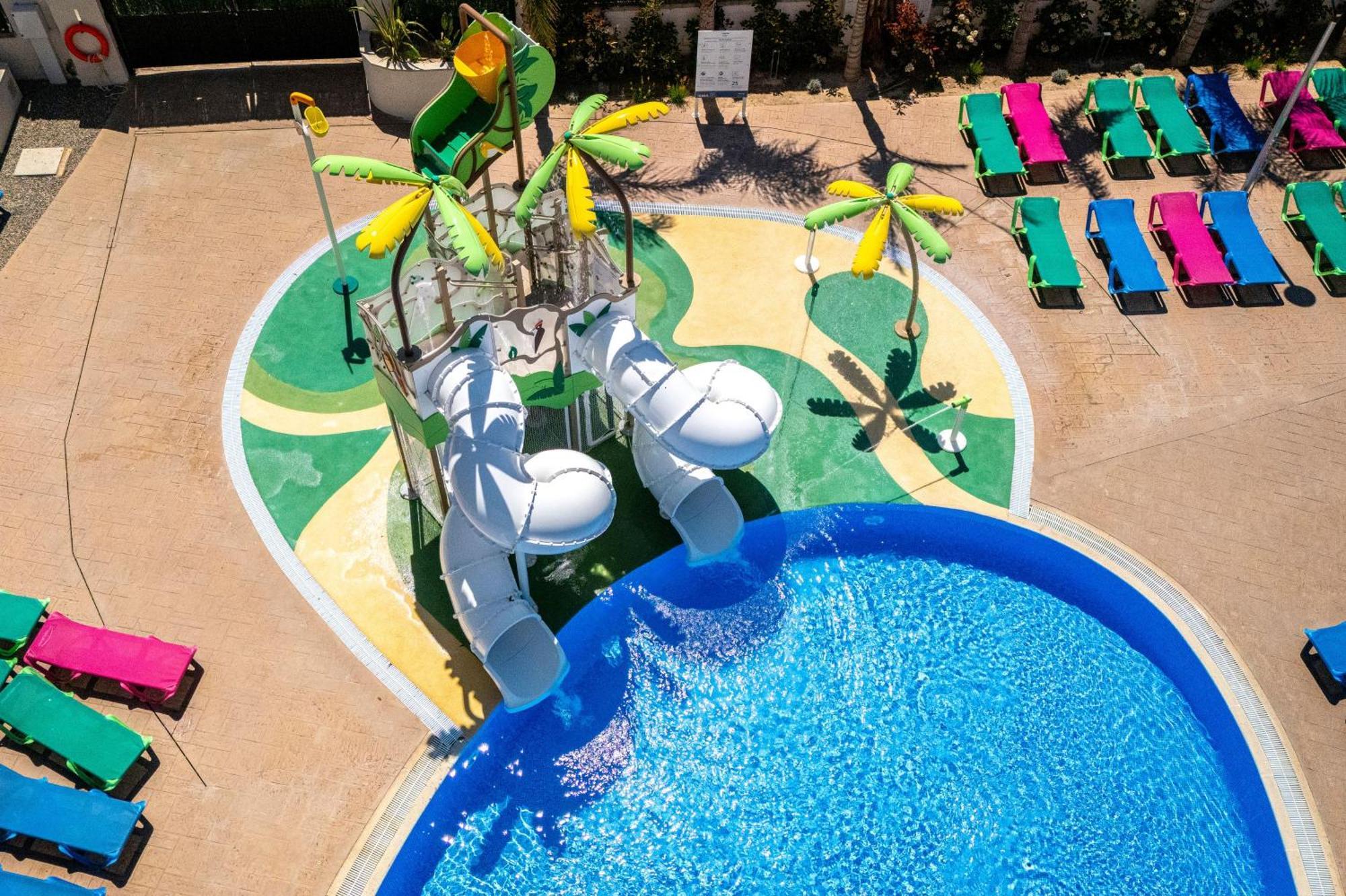 Medplaya Hotel Calypso ซาลอว์ ภายนอก รูปภาพ
