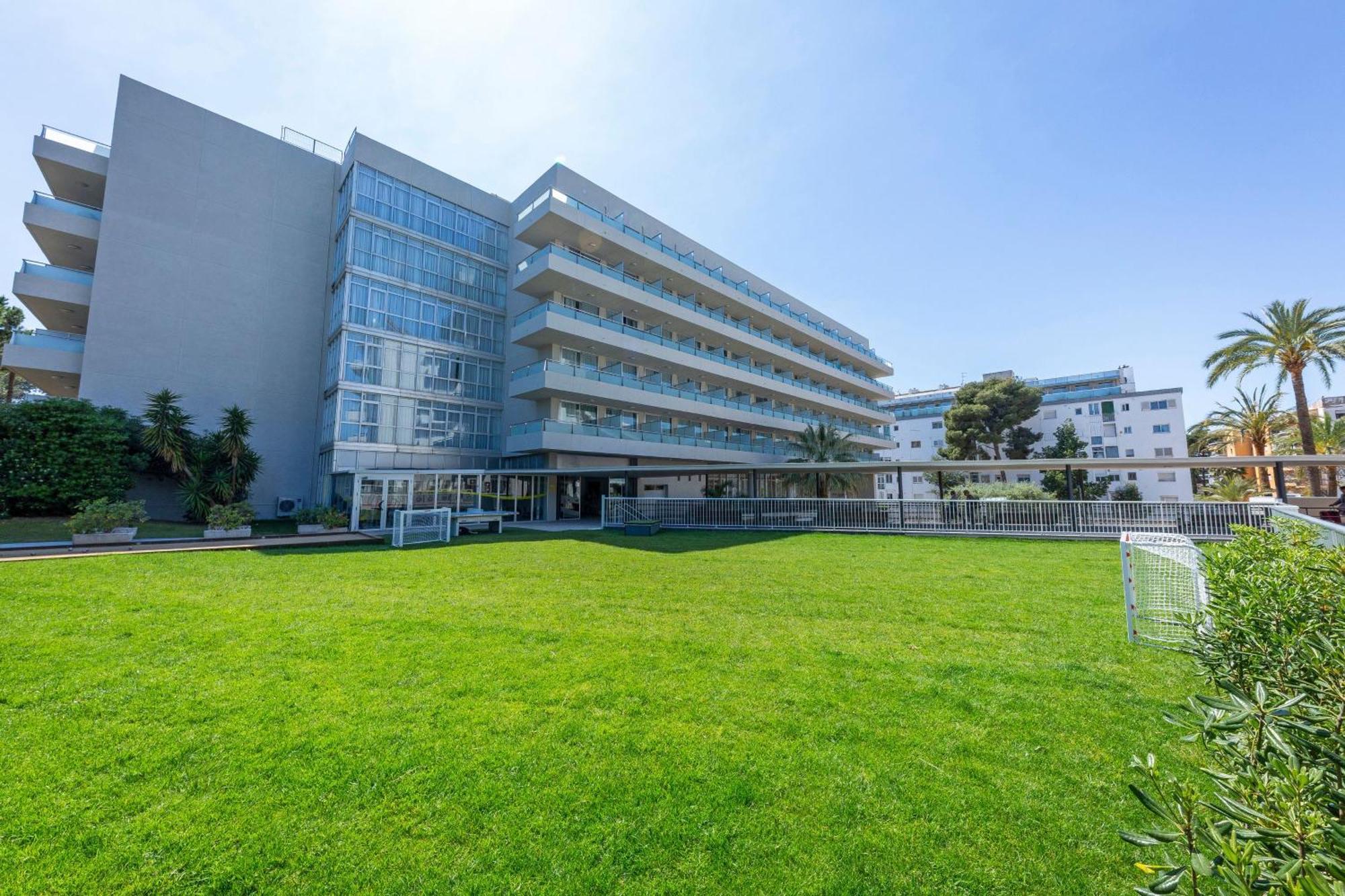 Medplaya Hotel Calypso ซาลอว์ ภายนอก รูปภาพ